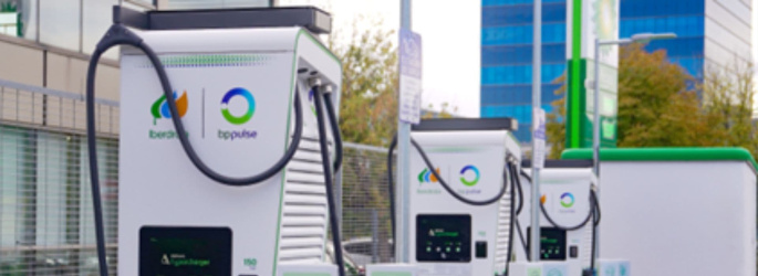 assets/images/articulos/iberdrola--bp-pulse-integra-la-accesibilidad-en-mas-del-50-de-sus-cargadores-y-continua-eliminando-barreras-en-la-electromovilidad-1781077697.jpg